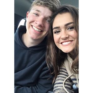 Meet your Posher, Brenna